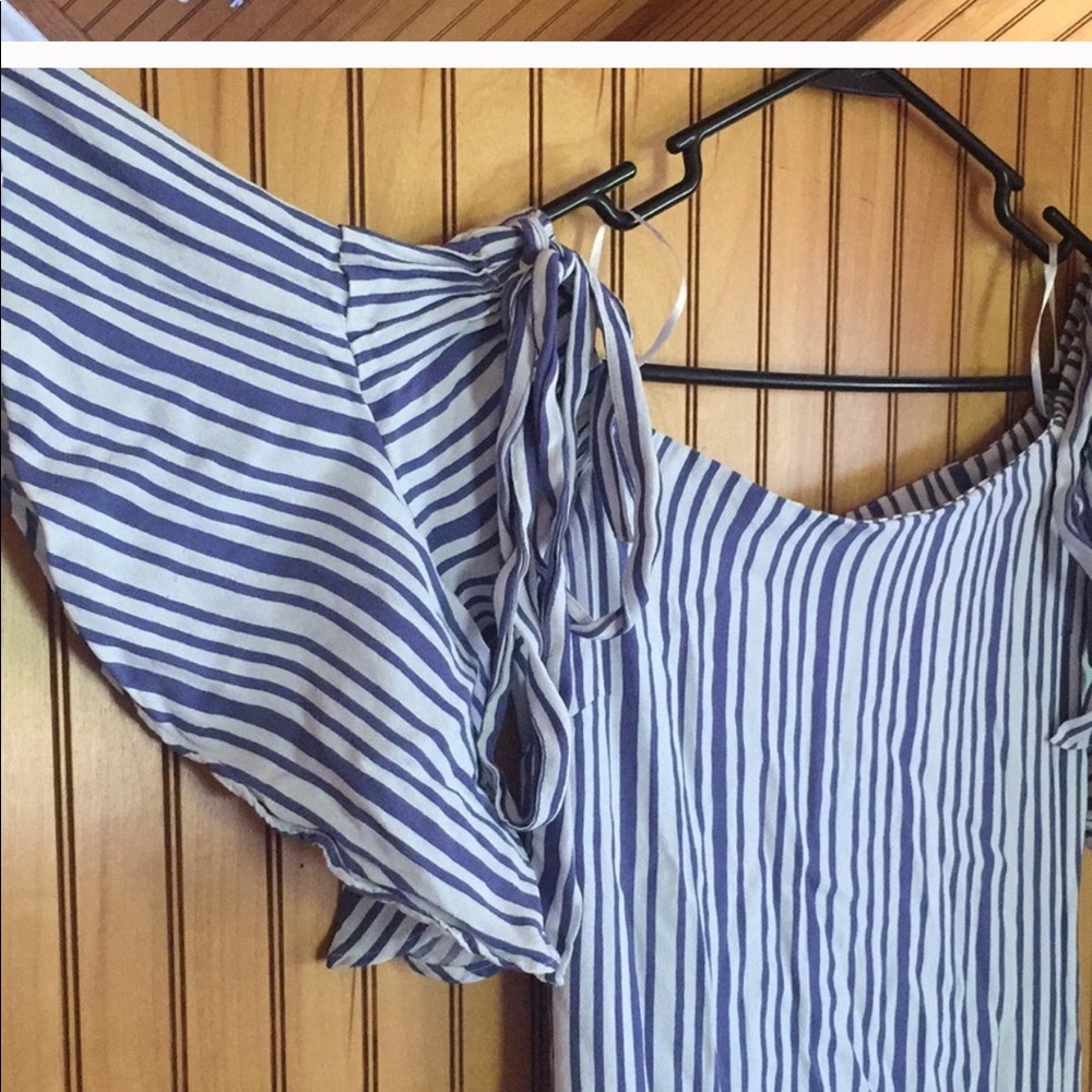 Banana Republic stripes maxi dress - Picture 5 of 5